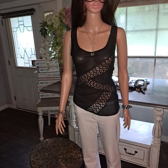 Guess sheer top, size s - Picture 6 of 6